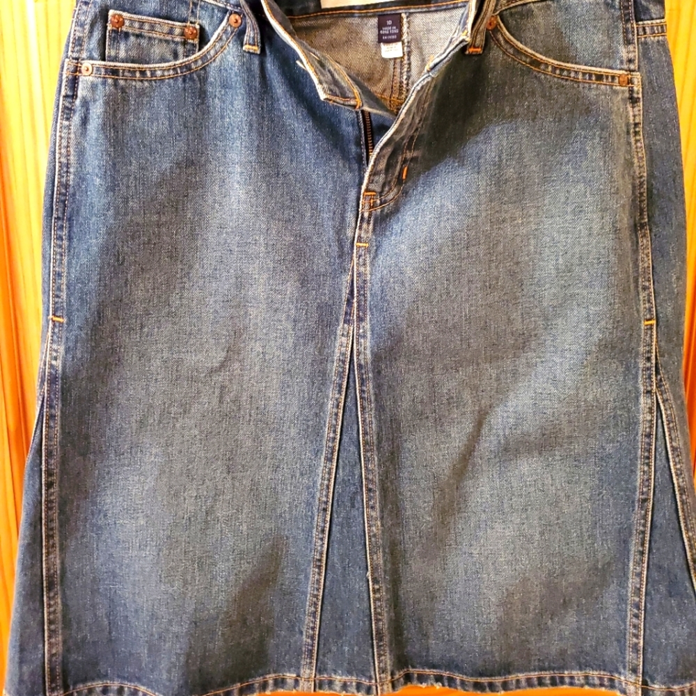 Gap dark denim skirt
